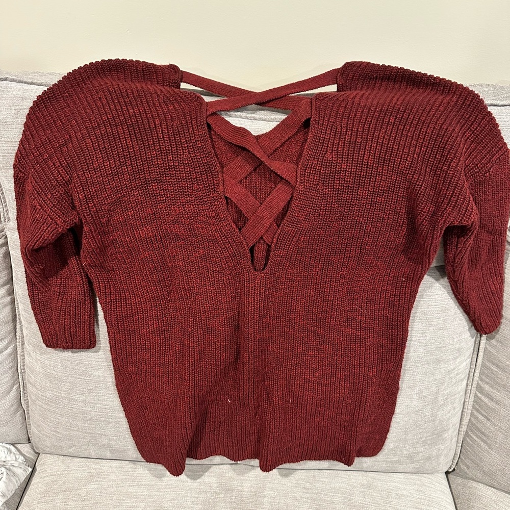 Express Sweater - Picture 3 of 3